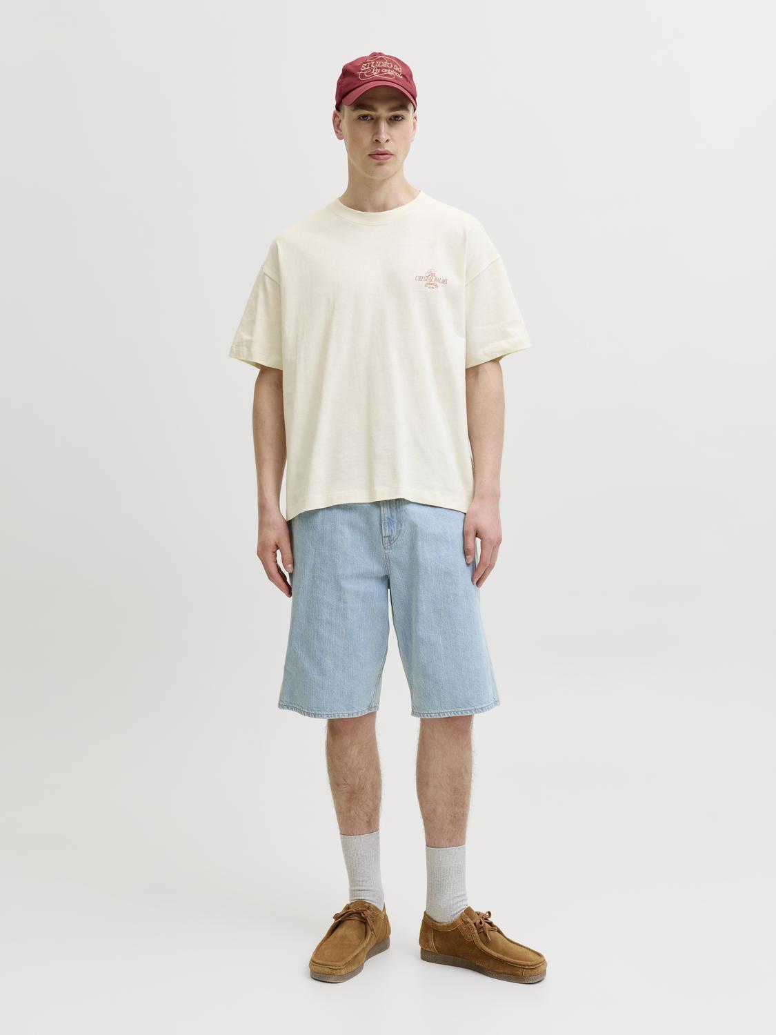 model_shot-front_full